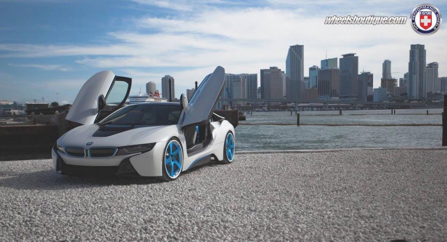  BMW i8 by Wheels Boutique 2015 года  (фото 2 из 18)